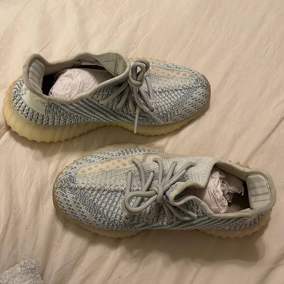 YEEZY Boost 350 V2 Men’s Sneakers - Cloud White (Size 5.5) Tags Included - Picture 7 of 9